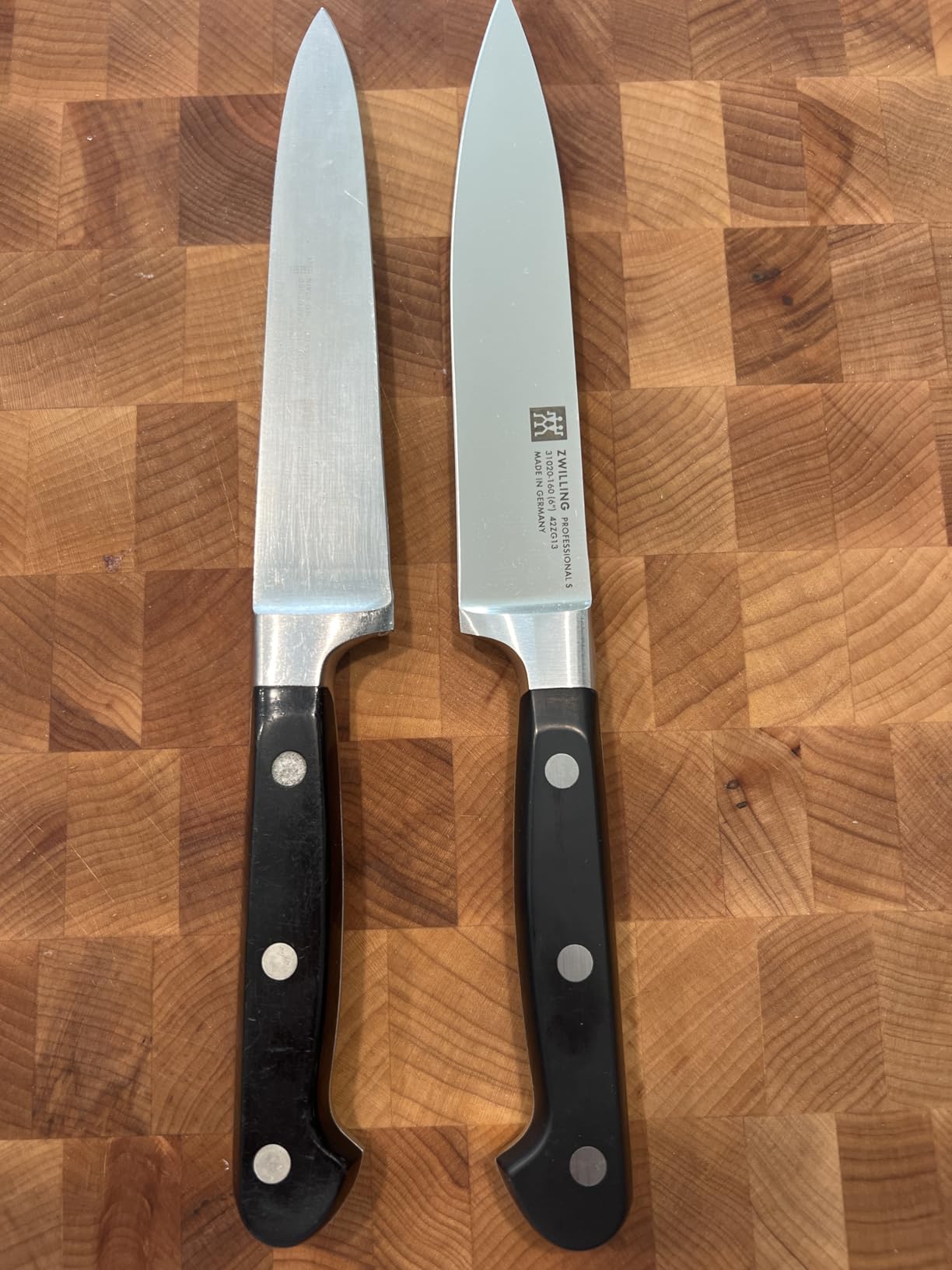Zwilling Professional S J.A Henckels 3 Piece Knives Set, Black/Stainless Steel customer photo 2