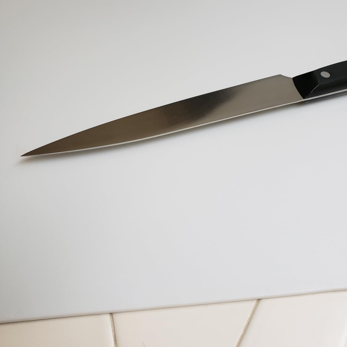 Farberware Large Cutting Board, Dishwasher-Safe Plastic Chopping Board for Kitchen with Easy Grip Handle, 11-inch by 14-inch, White customer photo 2