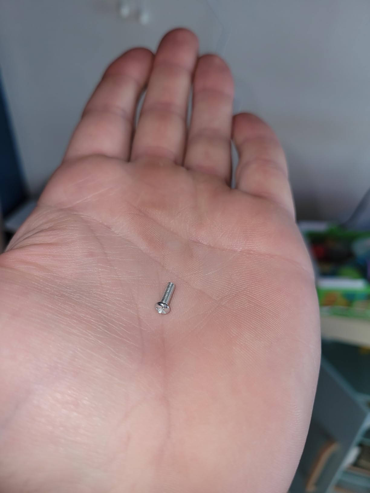 Comfort Zone 16-Inch Wall Mount Fan, Oscillating Indoor Fan with 3 Speed Settings, Adjustable 60° Tilt Head, Quiet Motor, Pull-Chain Control, Metal Grille Fan for Home, Office & Greenhouse customer photo 2