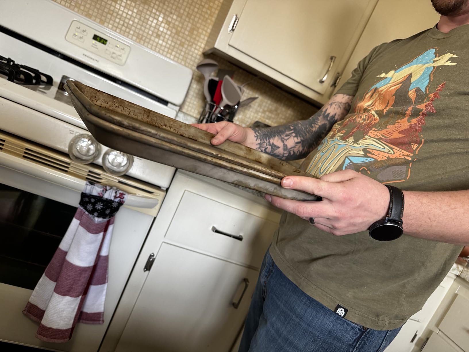 Nordic Ware Naturals Half Sheet - USA Made Aluminum Commercial Quality Sheet Pan for Baking or Roasting, Encapsulated Galvanized Steel Rim Prevents Warping, 2-Pack customer photo 1