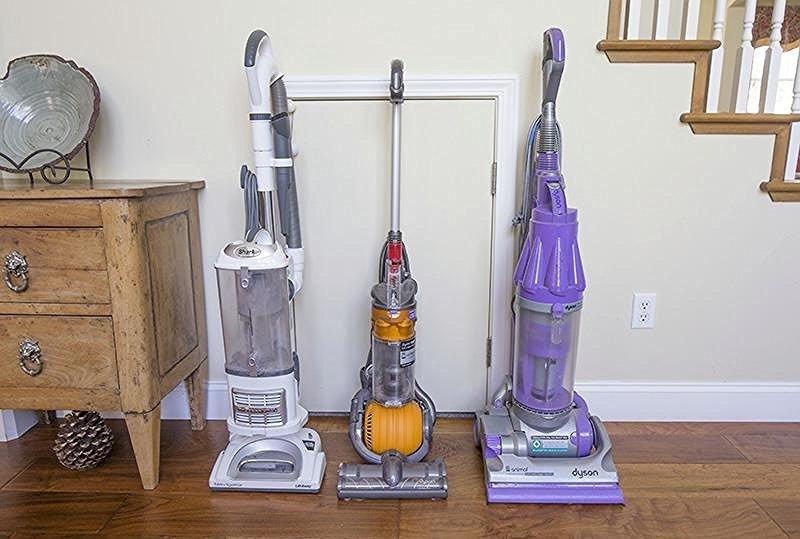Shark | Upright Vacuum Cleaner | Navigator Lift-Away | Swivel Steering | HEPA Filter | Vacuum for Pet Hair | Crevice Tool & Dusting Brush Included | For Carpets & Hard Floors | White/Silver | NV356E customer photo 1