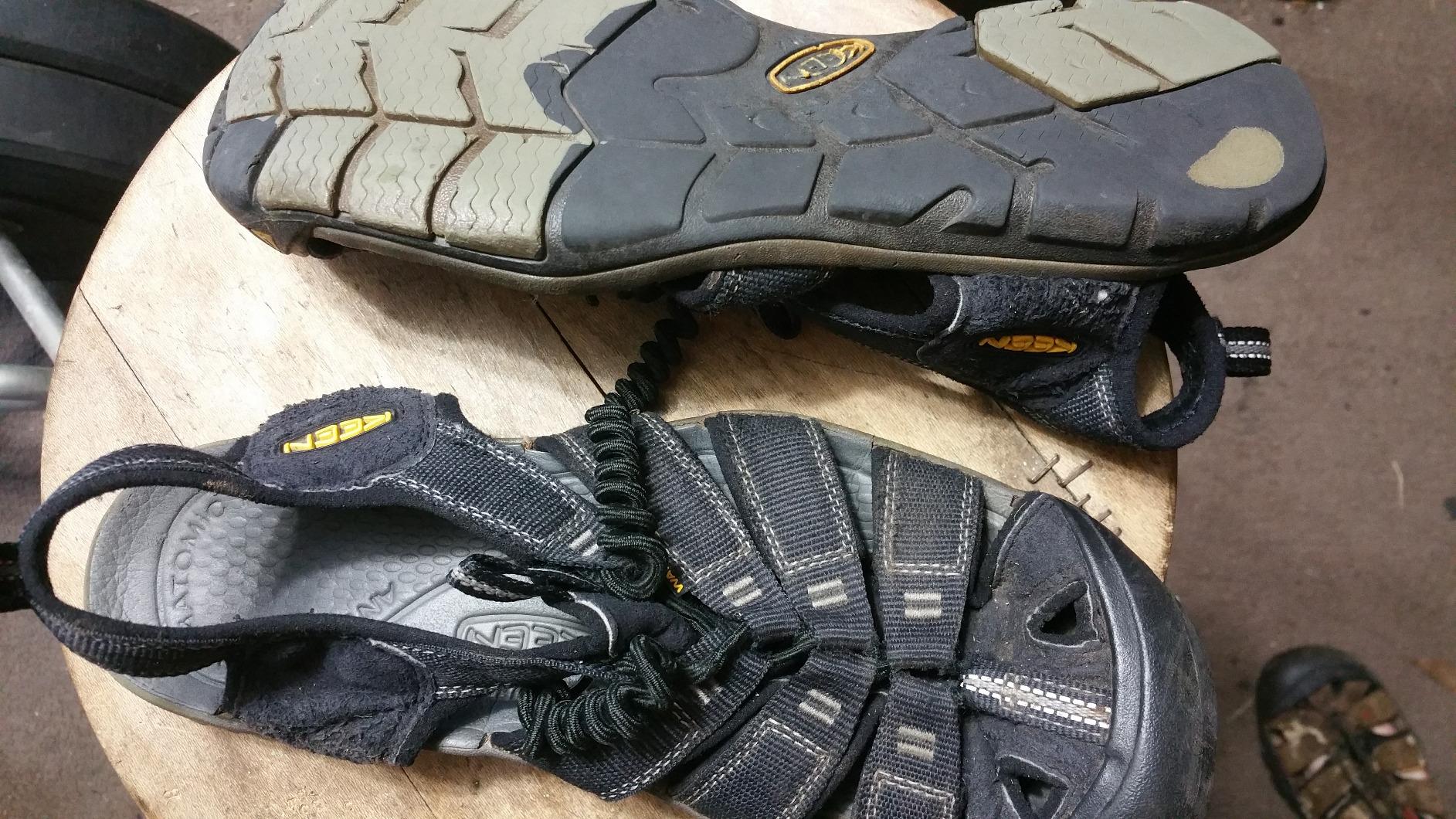 KEEN Men's Clearwater CNX Closed Toe Lightweight Adventure Hiking and Water Sandals customer photo 2