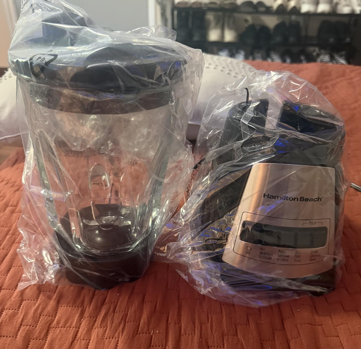 Hamilton Beach Power Elite Wave Action Blender For Smoothies, 40 Oz Glass Jar, 12 Functions, 700 Watts - Black (58148A) customer photo 2