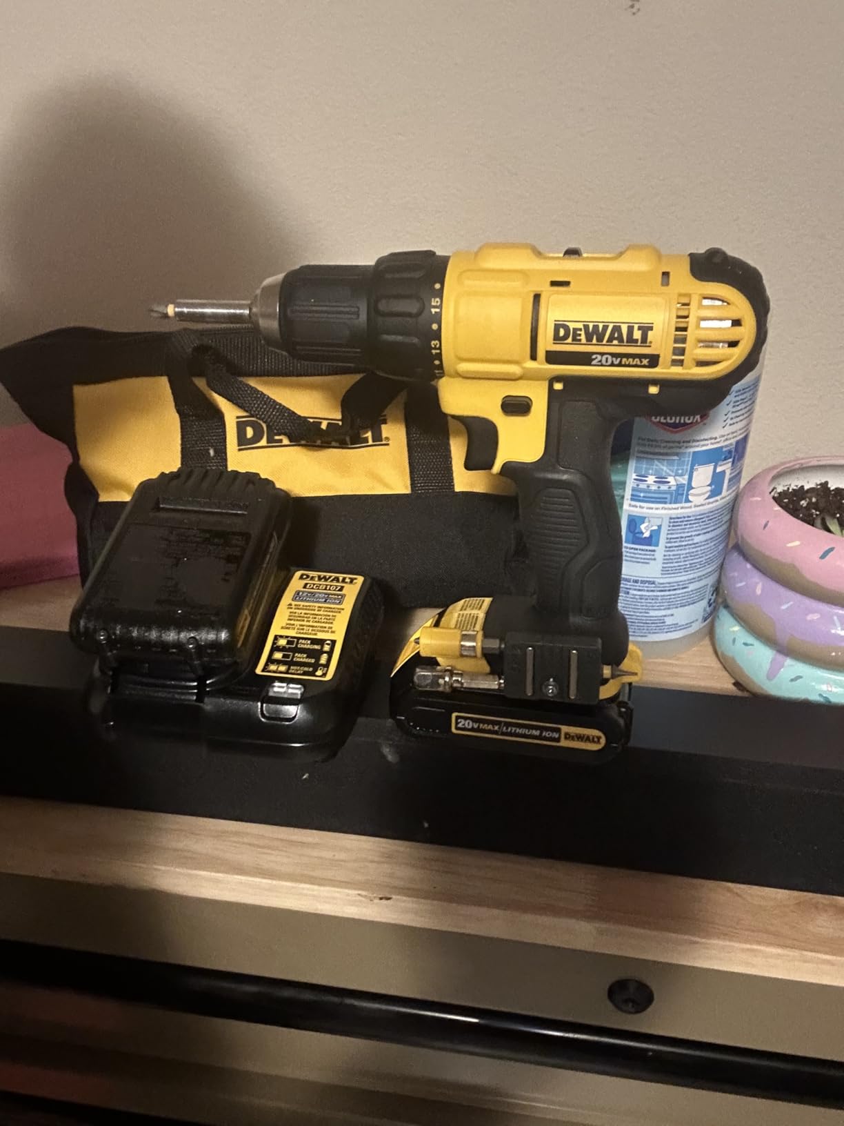 DEWALT 20V Max Cordless Drill Driver Set, 2 Speed, High Performance Motor, Includes 2 XR 1.3Ah Li-Ion Batteries, Charger and Contractor Bag (DCD771C2) customer photo 1