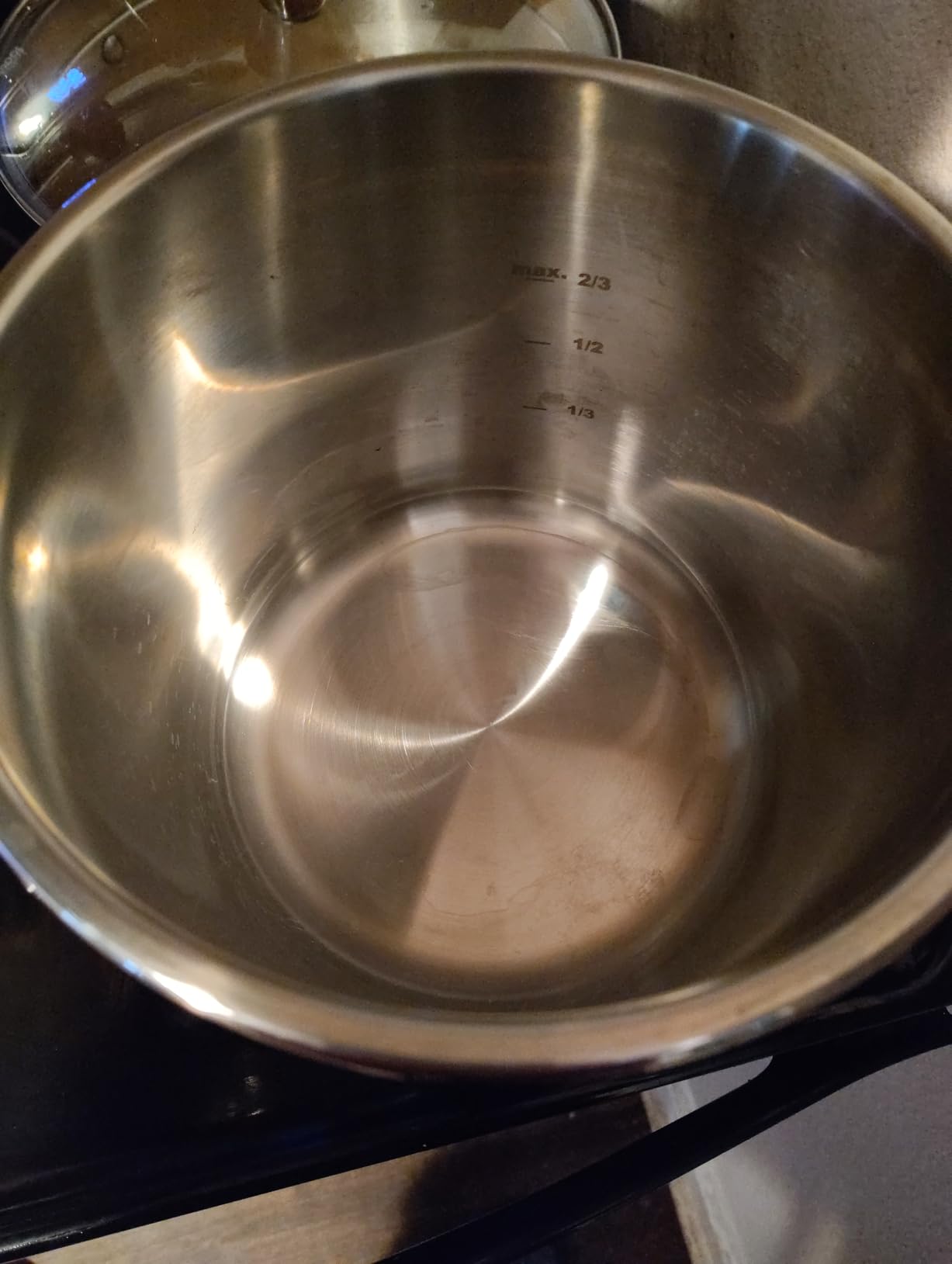 T-fal Clipso Stainless Steel Pressure Cooker, 6.3 Quart, Recipe Book, Steam Basket, Easy-Open Lid, Secure Locking System, Adjustable Pressure Valve, Induction Cookware, Pots and Pans, Kitchen, Silver customer photo 2