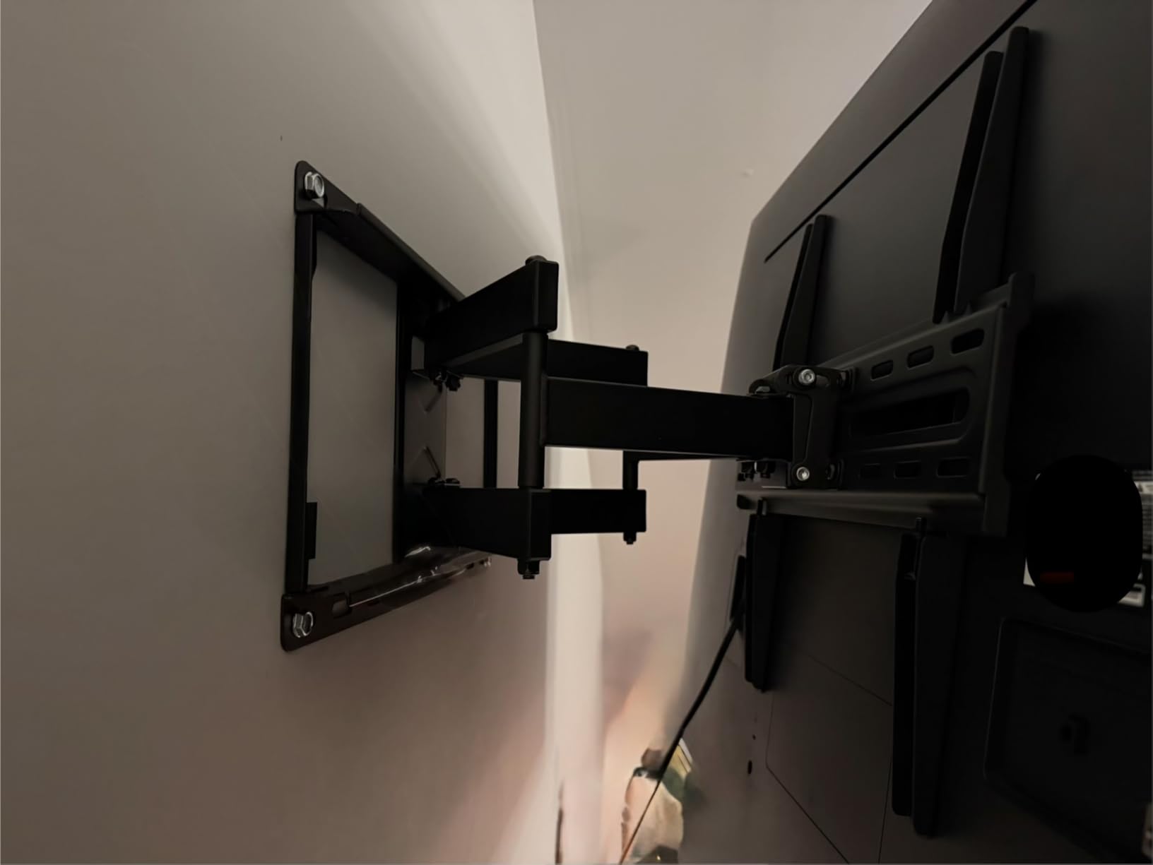 Mounting Dream TV Wall Mount for 32-65 Inch Television,Mount with Swivel and Tilt, Full Motion Bracket with Articulating Dual Arms, Fits 16inch Studs, Max VESA 400X400 mm, 99lbs, MD2380 customer photo 1