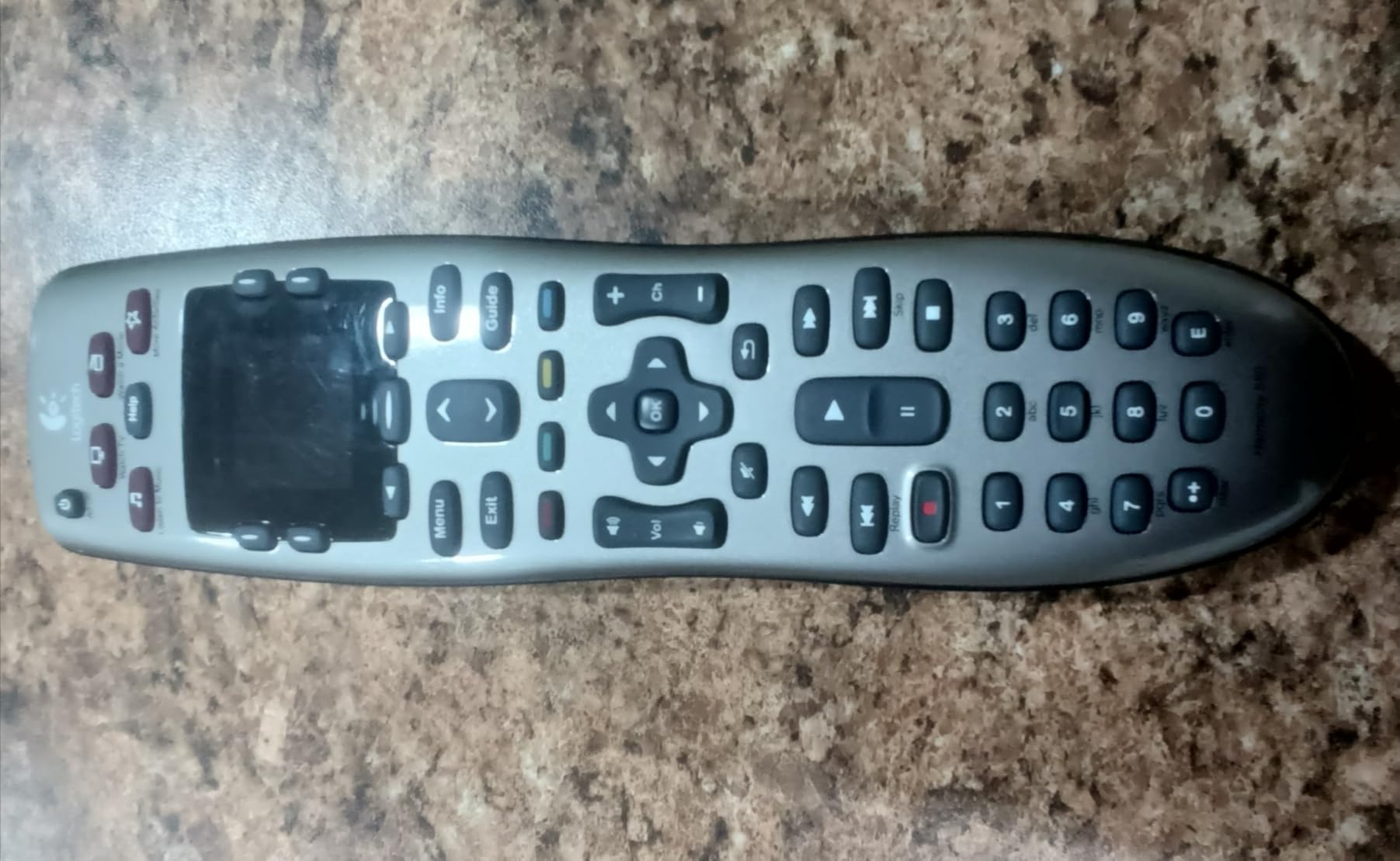 Logitech Harmony 650 Remote Control - Silver (915-000159) (Renewed) customer photo 1