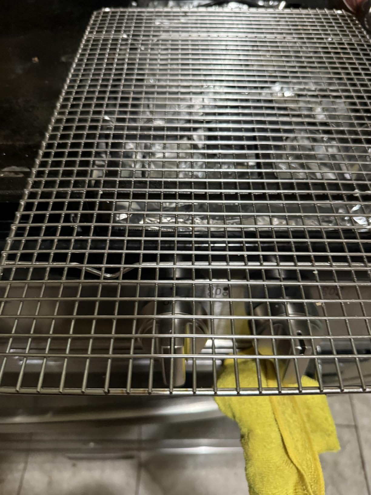 Spring Chef 10 x 15 Inch Stainless Steel Cooling Rack for Cooking & Baking - Heavy Duty Cookie Cooling Rack for Kitchen - Oven Safe - Fits Jelly Roll Pan - Dishwasher Safe customer photo 1