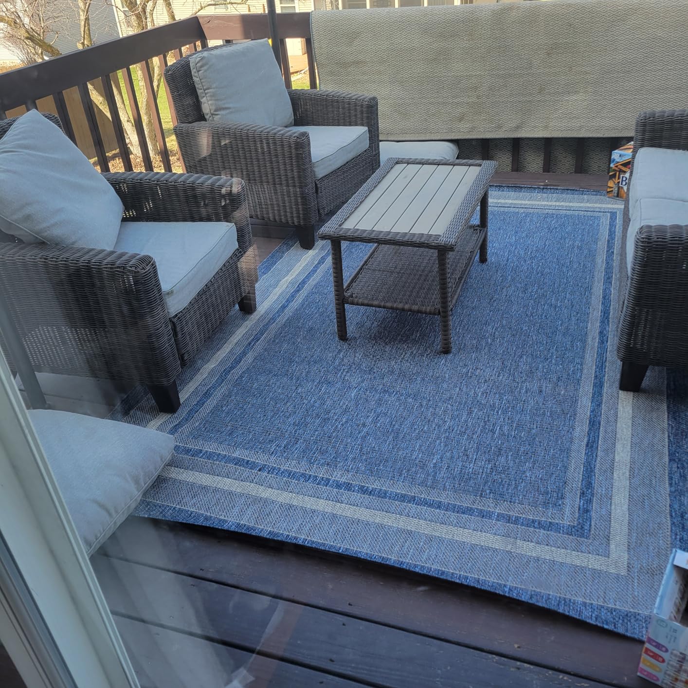 Unique Loom Outdoor Border Collection Area Rug - Soft Border (6' 1