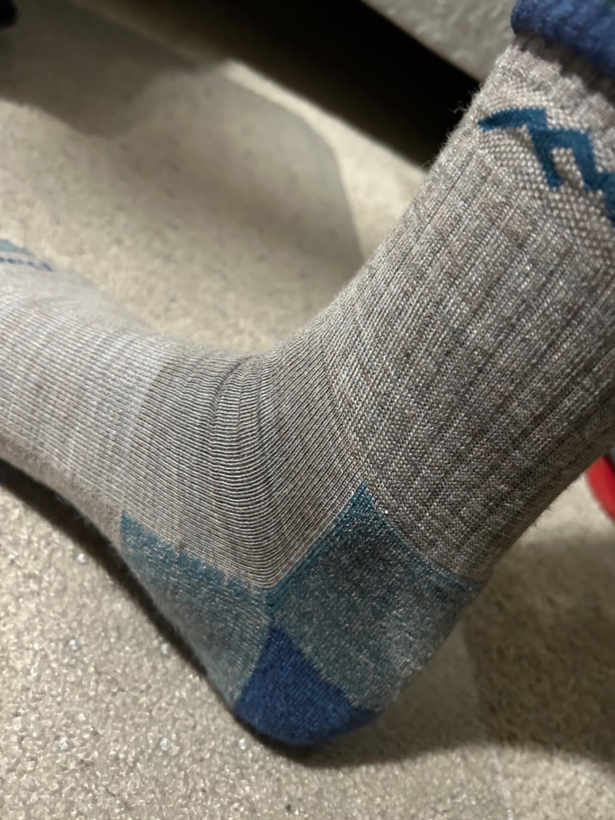 Darn Tough Vermont Men's Hiker Midweight Micro Crew Sock (Style 1466) customer photo 1