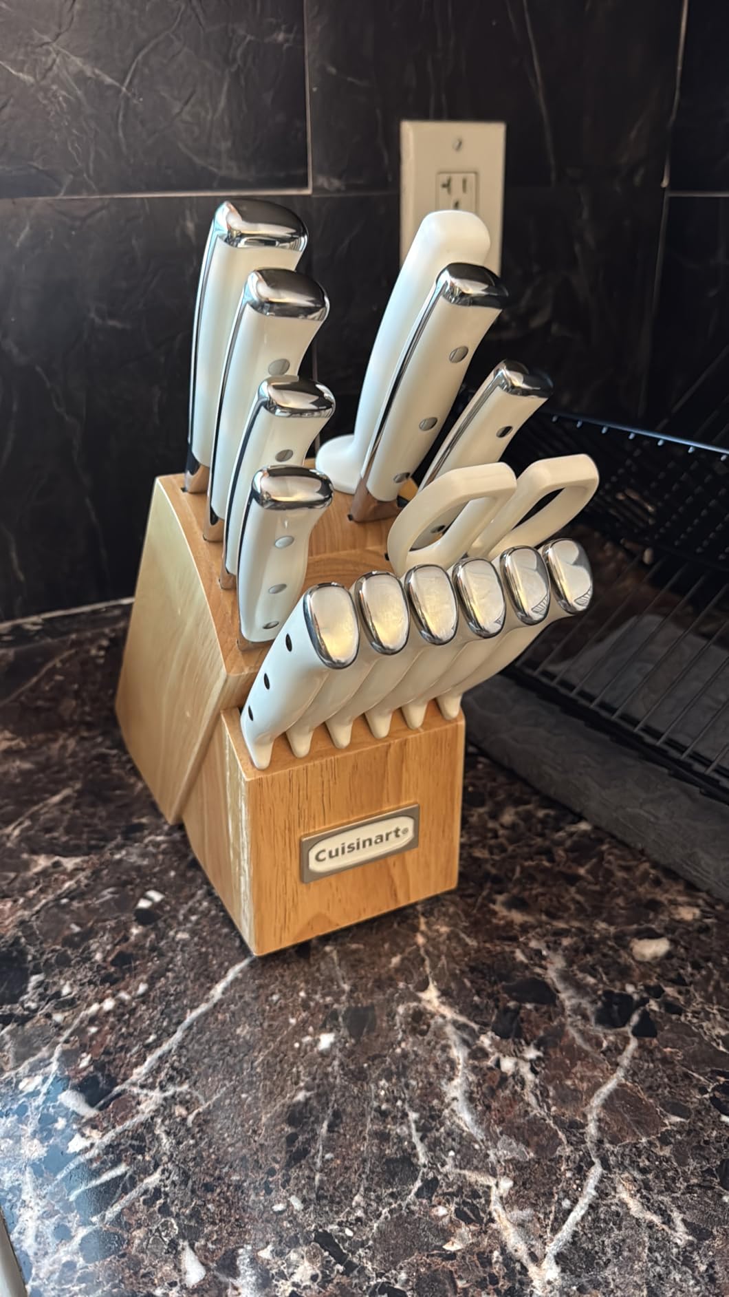 Cuisinart 15-Piece Knife Set with Block, High Carbon Stainless Steel, Forged Triple Rivet, White customer photo 2