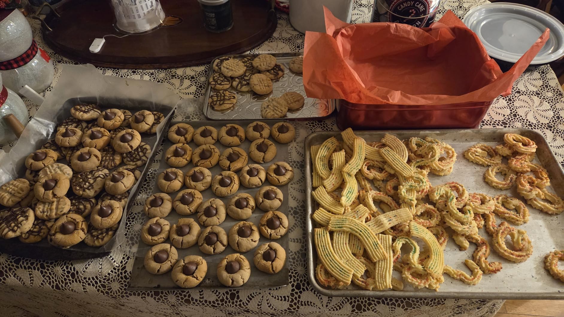 Cuisinart Stand Mixer, 12 Speeds, 5.5-Quart Mixing Bowl, Chef's Whisk, Flat Mixing Paddle, Dough Hook, and Splash Guard with Pour Spout, Silver Lining, SM-50BCNAS customer photo 2