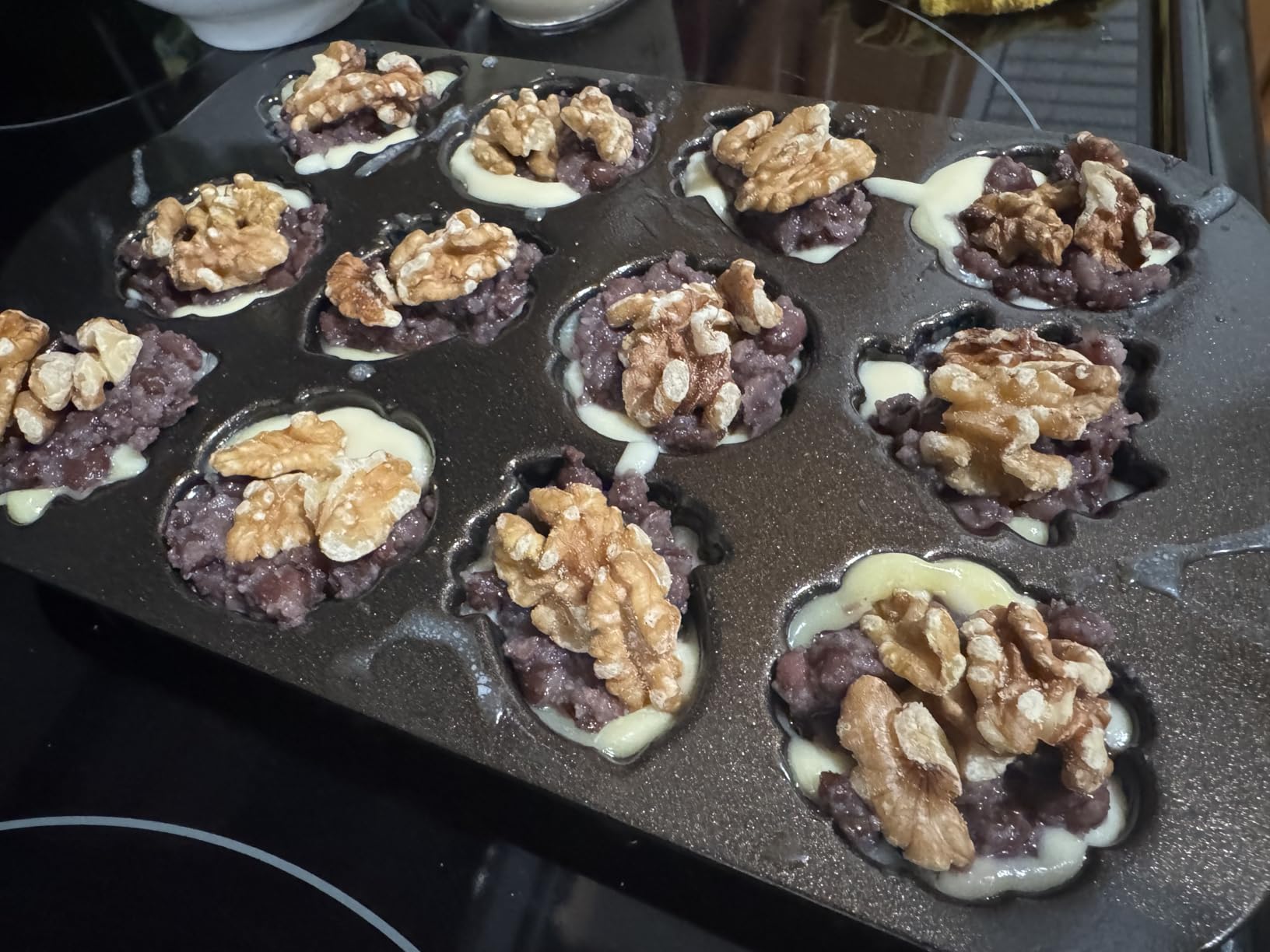 Nordic Ware Autumn Delights Cakelet Pan customer photo 2