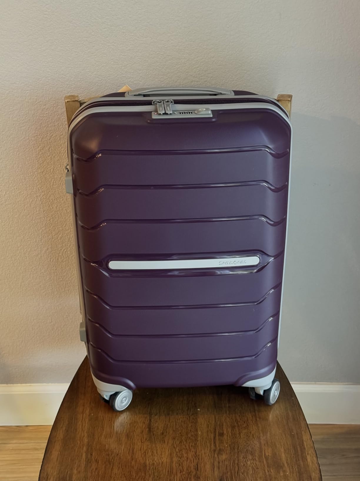 Samsonite Freeform Hardside Carry-On Luggage with Spinner Wheels - TSA, Airline-Approved - Expandable Hard Shell - Black customer photo 2