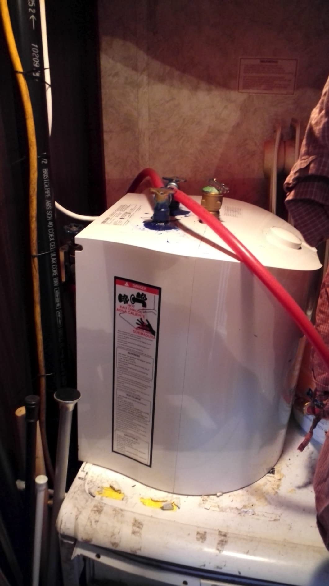 Stiebel Eltron 235089 6 Gallon, 1300W, 120V SHC 6 Mini-Tank Electric Water Heater customer photo 2