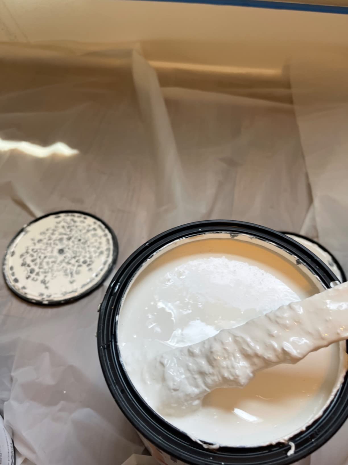 PRESTIGE Paints Interior Paint and Primer In One, 1-Gallon, Eggshell, Comparable Match of Benjamin Moore Oxford White customer photo 1