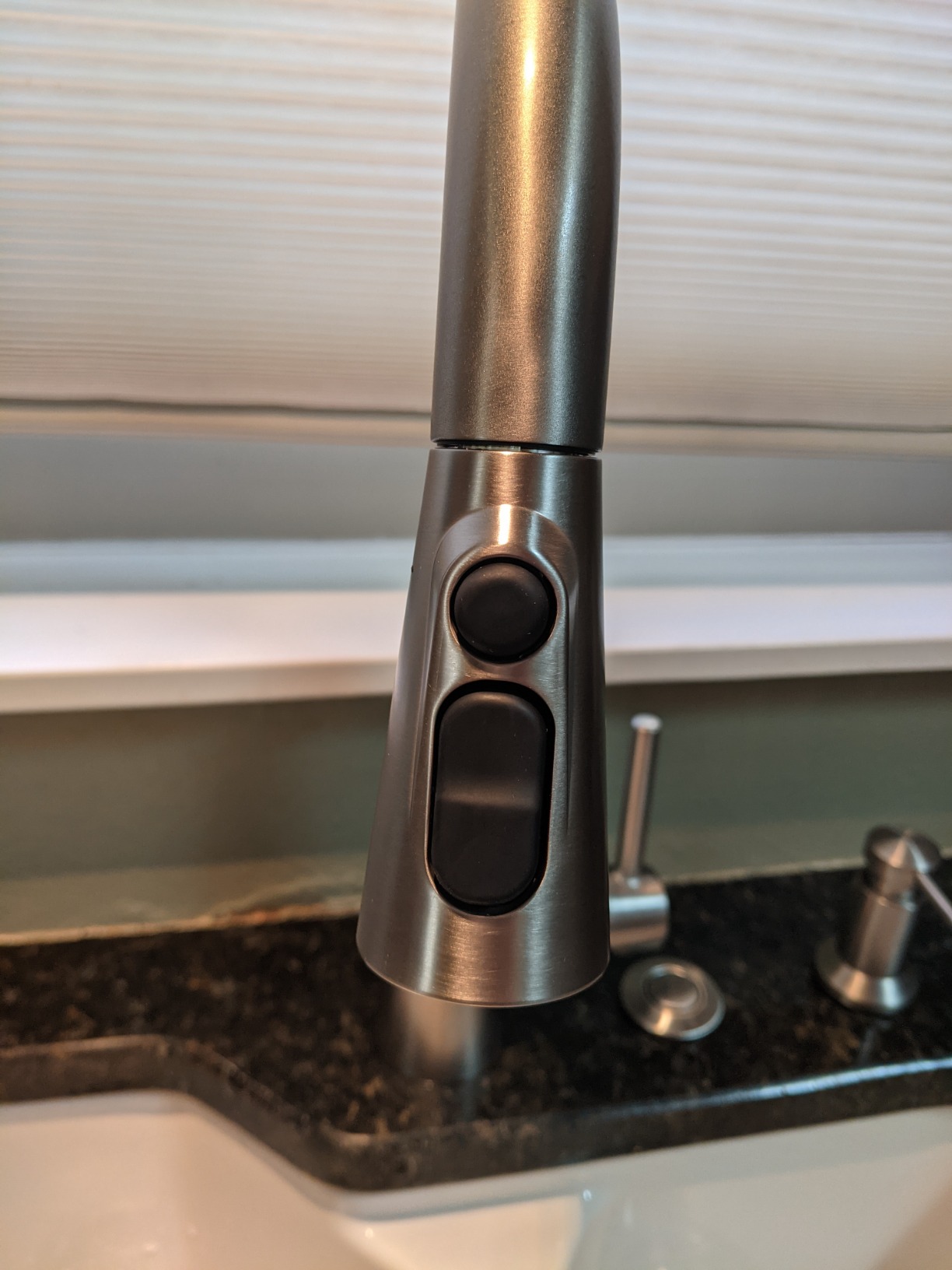 Moen Sleek Spot Resist Stainless One-Handle, Single-Hole Pulldown Kitchen Faucet with PowerBoost Technology for Faster Water Flow customer photo 1