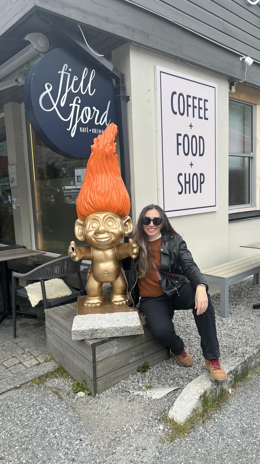 Women's Newton Ridge Plus Waterproof Amped Hiking Boot customer photo 2