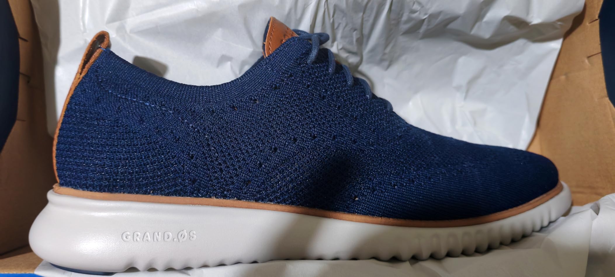 Cole Haan Men's 2.Zerogrand Lightweight Stitchlite Oxford customer photo 1