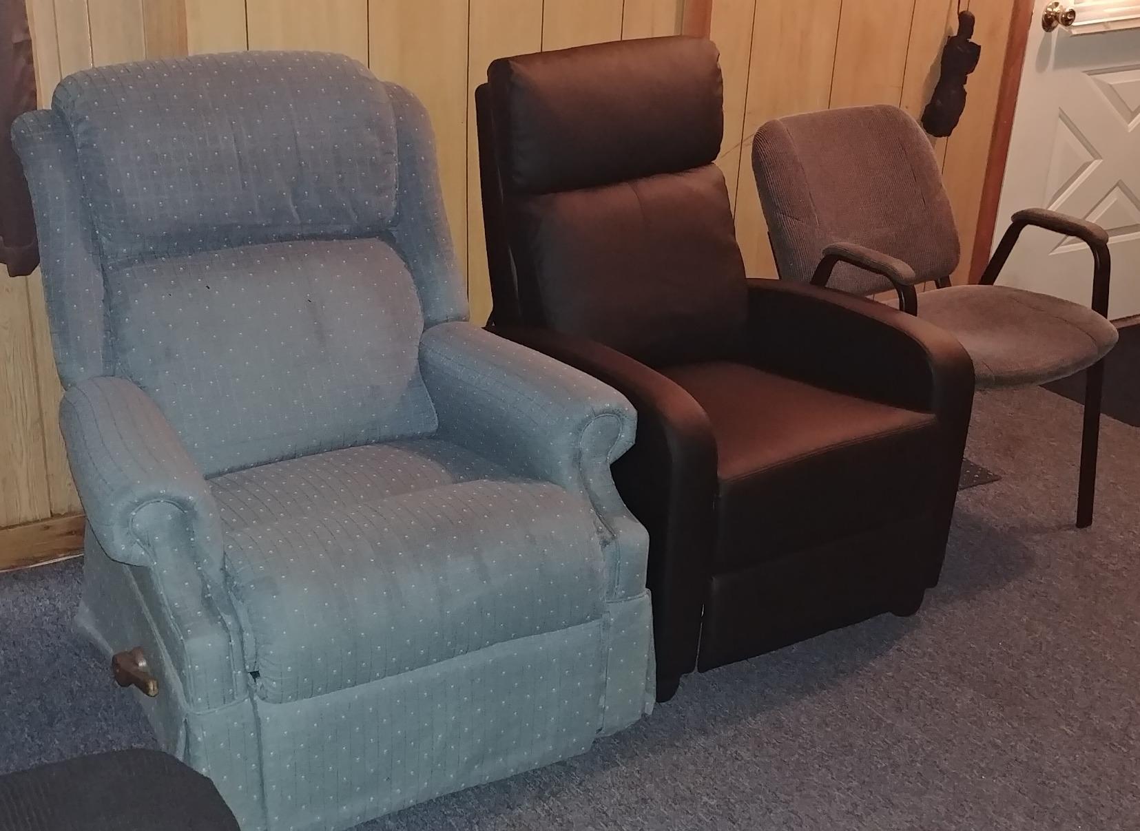 FDW Recliner Chair Single Reclining Sofa Leather Chair Home Theater Seating Living Room Lounge Chaise with Padded Seat Backrest (Brown) customer photo 2