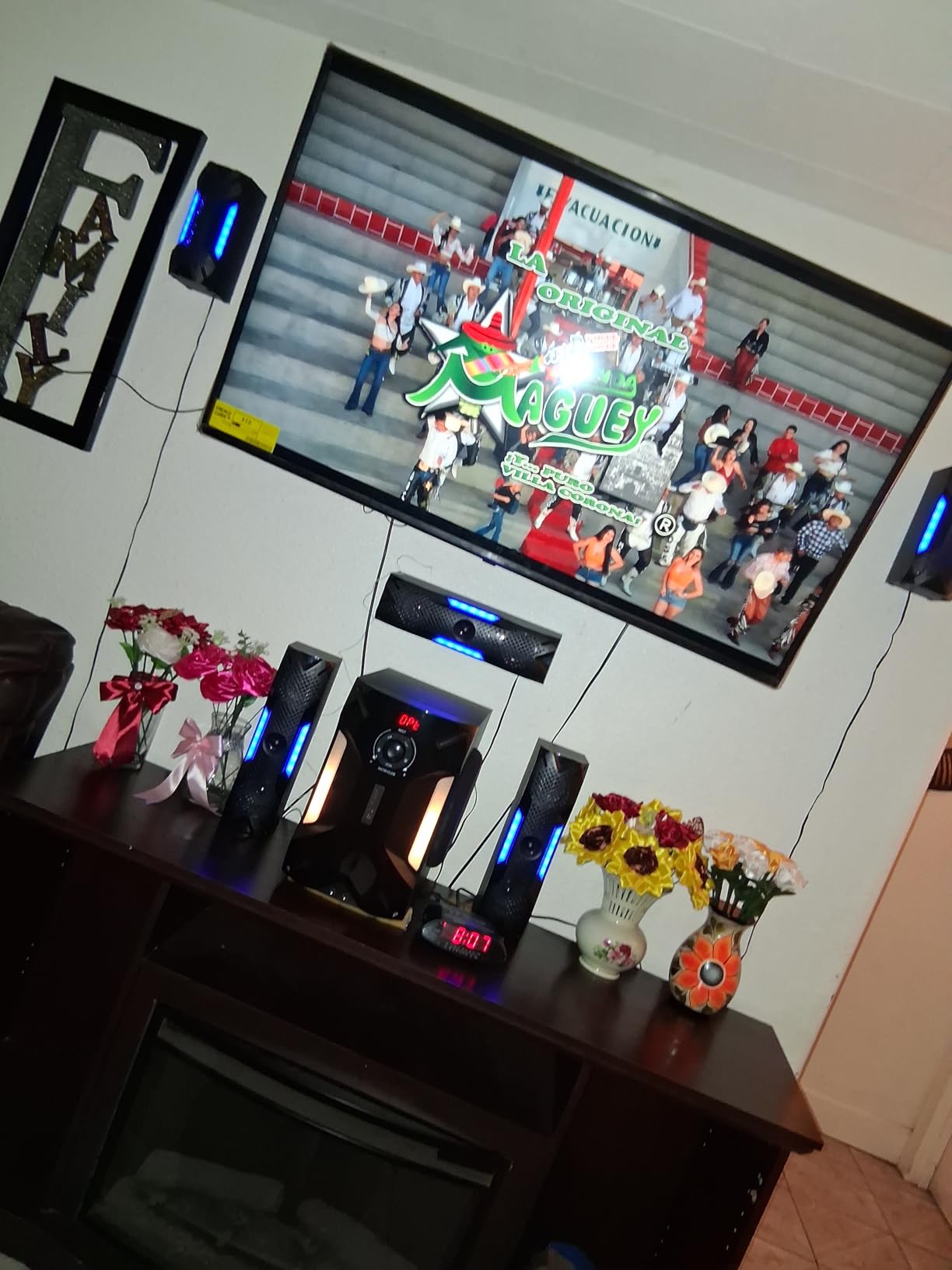 Rockville HTS56 1000W 5.1 Channel Home Theater System, Bluetooth, USB, 8