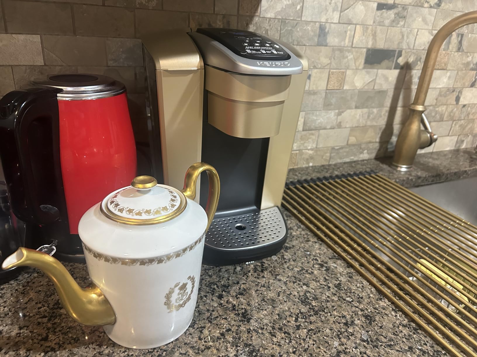 Keurig K-Elite Single Serve K-Cup Pod Coffee Maker, with Strength and Temperature Control, Iced Coffee Capability, 8 to 12oz Brew Size, Programmable, Brushed Silver customer photo 2