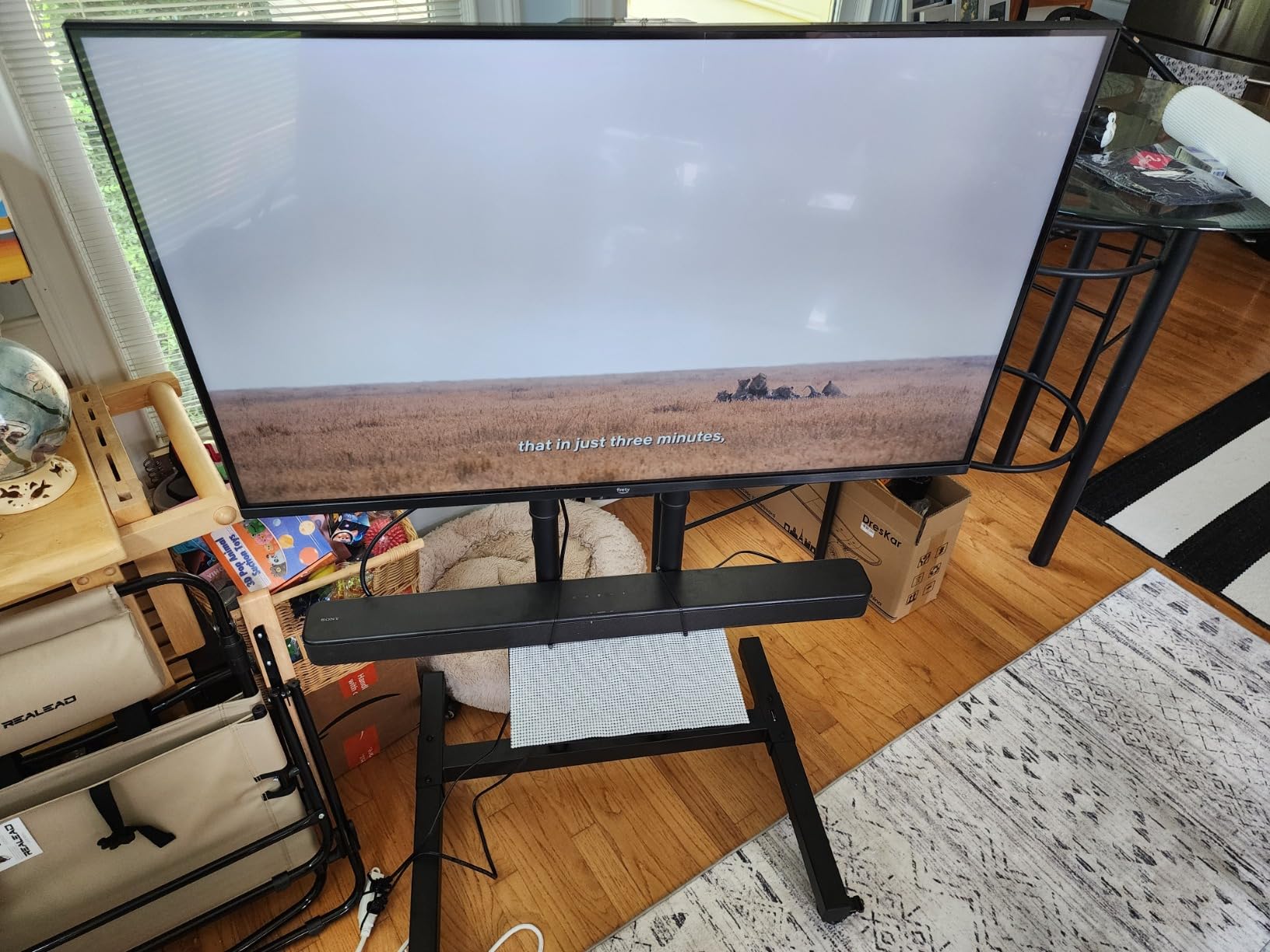 Sony S100F 2.0ch Soundbar with Bass Reflex Speaker, Integrated Tweeter and Bluetooth, (HTS100F), easy setup, compact, home office use with clear sound black customer photo 2