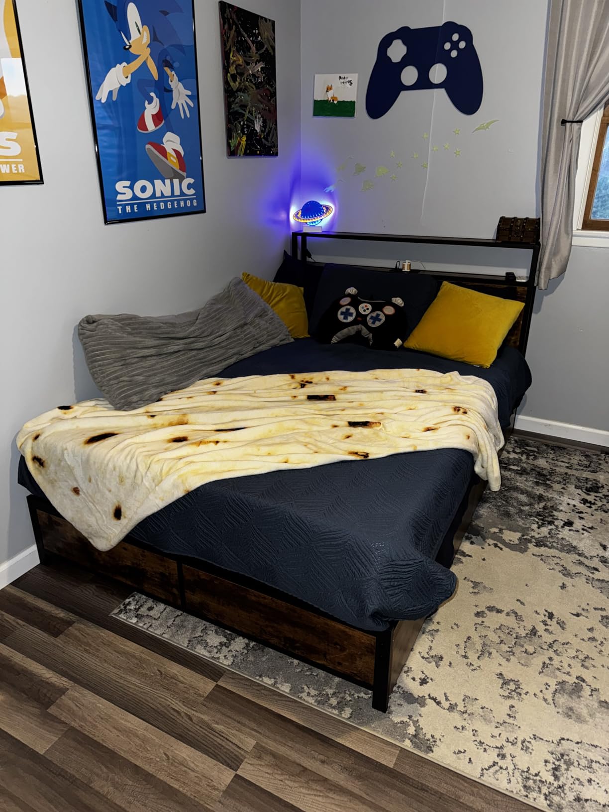 Cool Gel Chill 14 Inch Medium Firm Memory Foam Mattress King Size, with 2 Bonus Cool Gel Memory Foam Bed Pillows, 14 with Pressure Relief, CertiPUR-US Certified, Cooling King Mattress in a Box customer photo 1