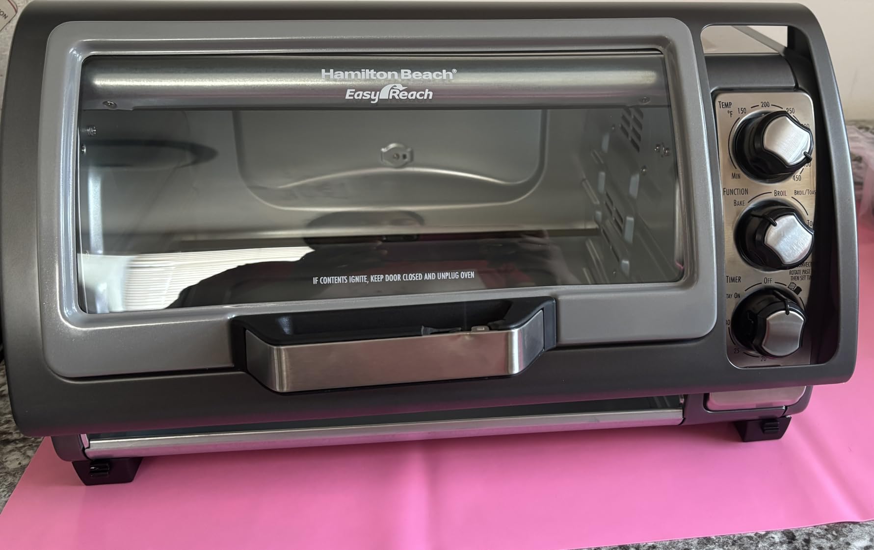 Hamilton Beach 6 Slice Convection Toaster Oven With Easy Reach Roll-Top Door, Bake, Broil & Toast Functions, Auto Shutoff, Silver (31123DA) customer photo 1