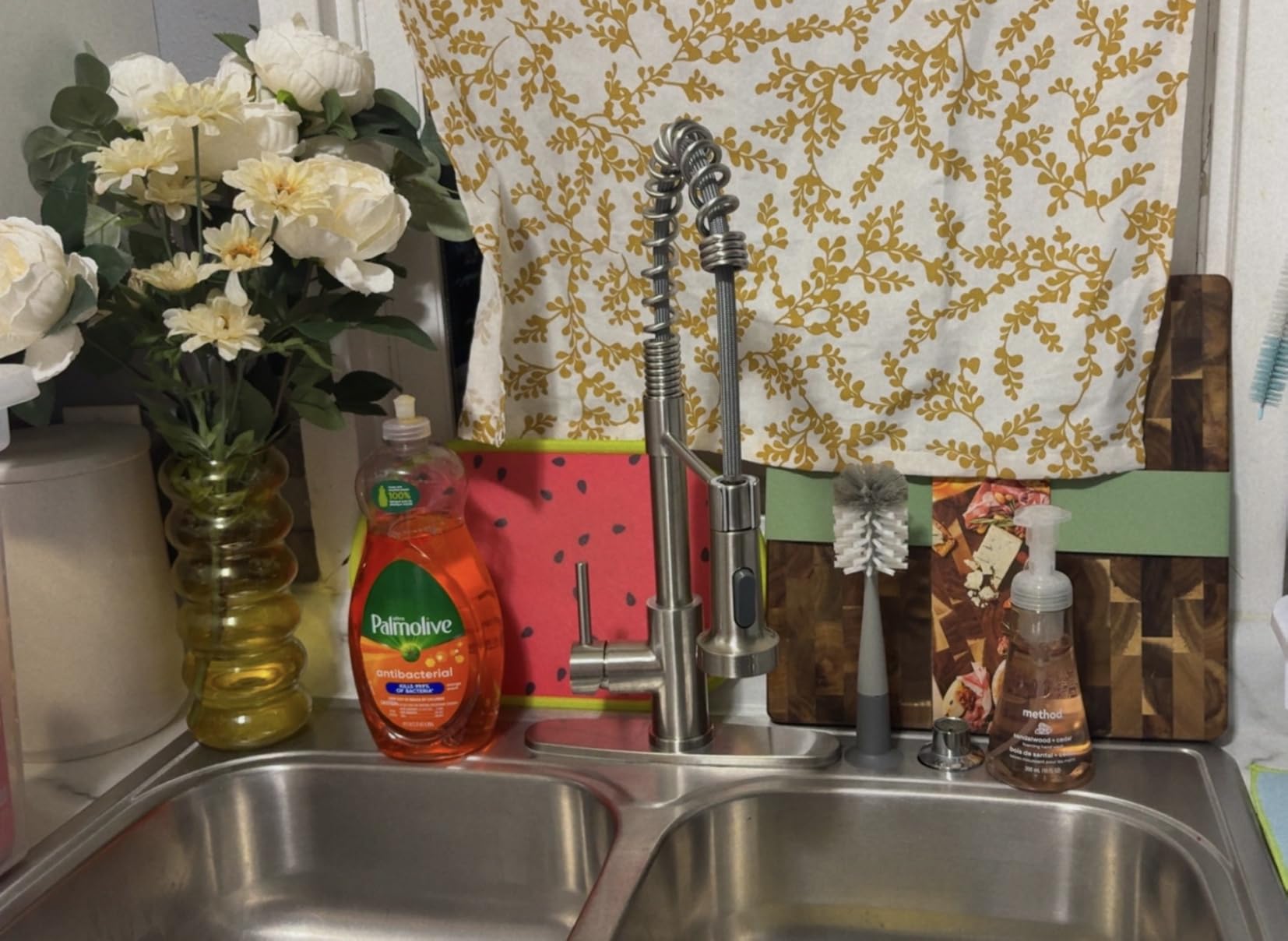 OWOFAN Kitchen Faucet with Pull Down Sprayer Brushed Nickel Stainless Steel 1 Handle Pull Out Spring Sink Faucet customer photo 2