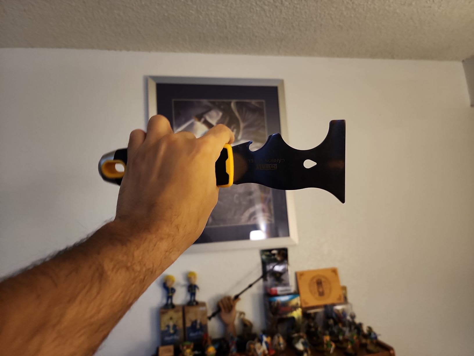 DEWALT 9-in-1 Painter's Tool | Straight Scraper, Curved Scraper, Gouger, Roller Cleaner, Can Opener, Bottle Opener, Nail Puller, Screwdriver, Hammer | Carbon Steel w/Soft Grip Handle | DXTT-2-200 customer photo 1