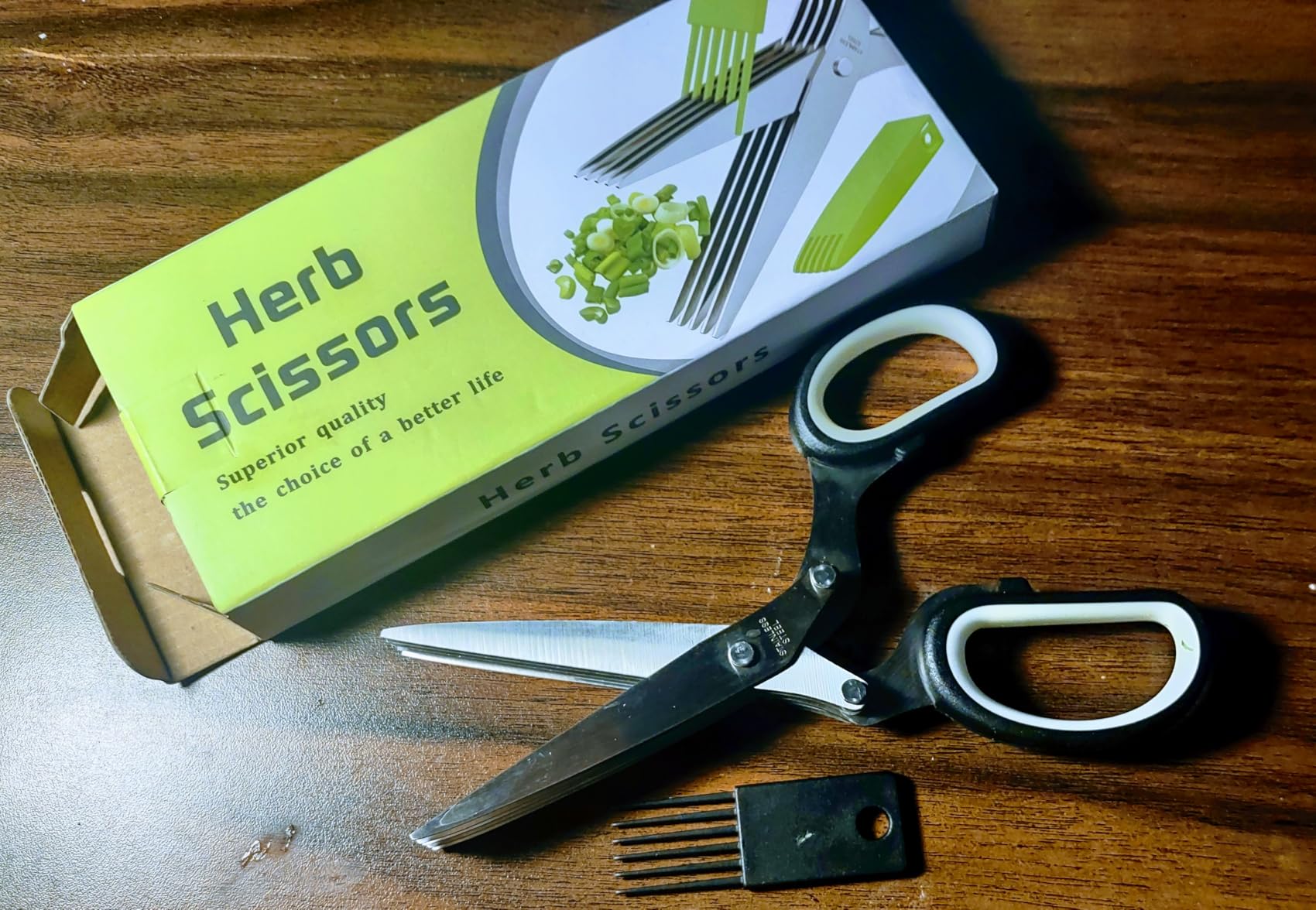 2025 Upgraded Herb Scissors, Effortless Herb Shears Cutter Tool with Sharp Stainless Steel Blades for Fresh Herbs customer photo 1