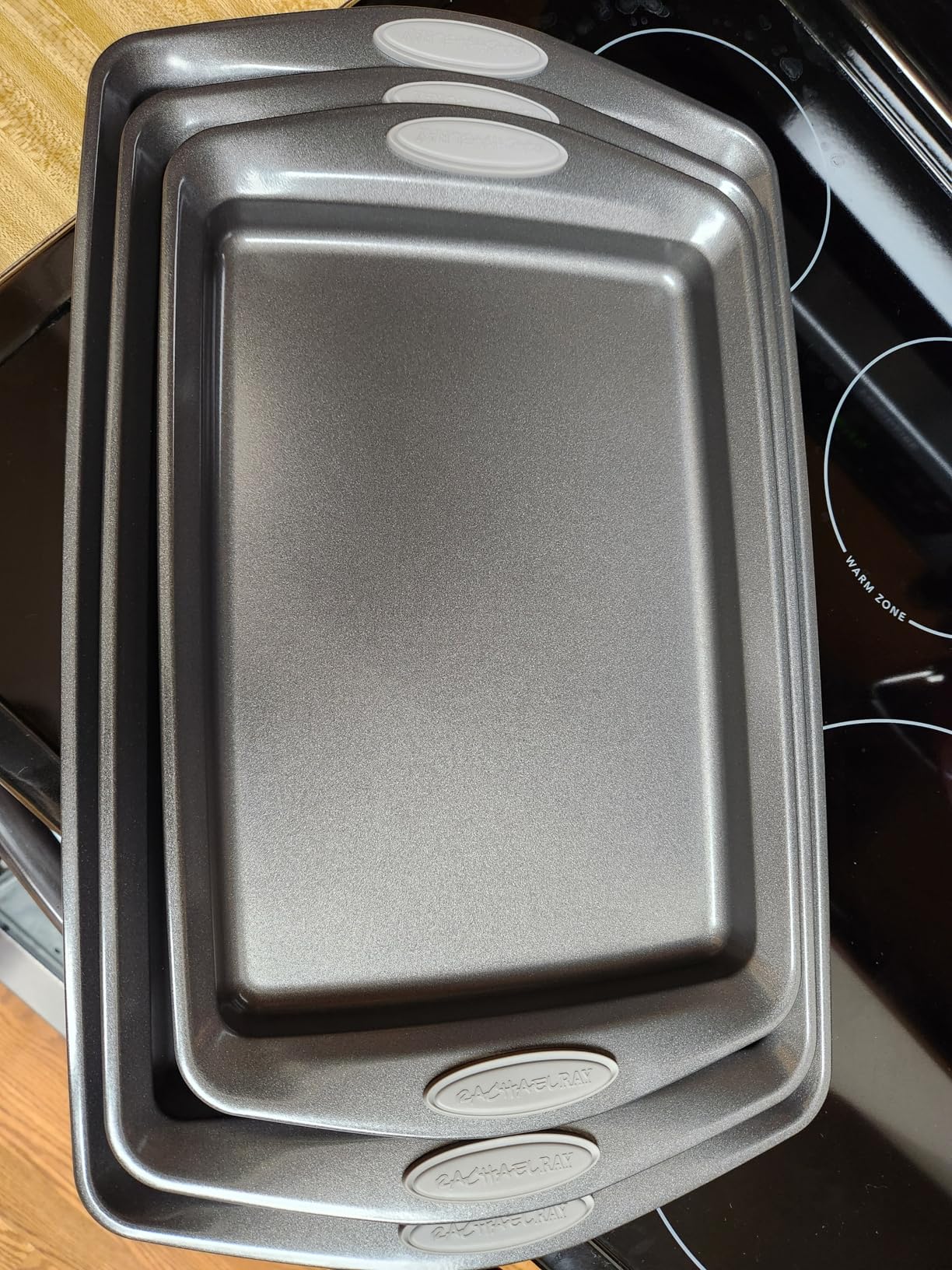 Rachael Ray Nonstick Bakeware Set with Grips, Nonstick Cookie Sheets / Baking Sheets - 3 Piece, Gray with Sea Salt Gray Grips customer photo 1