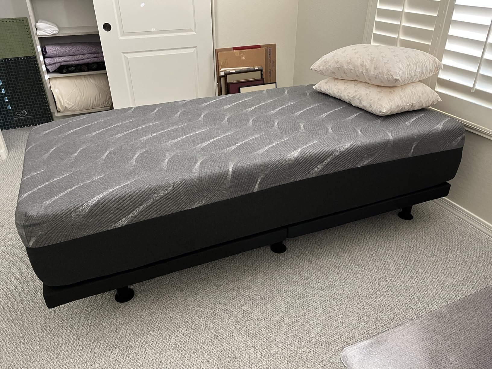 Sven & Son Classic Adjustable Bed Base, Head and Foot Lift, Massage, Under-Bed Lights, USB, Gel Memory, Zero Gravity Smart Frame - Queen + 14 inch Hybrid Spring Matt (Medium Soft) customer photo 1