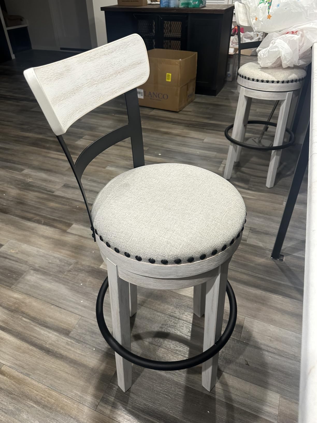 Signature Design by Ashley Valebeck Rustic Farmhouse Swivel Counter Height Bar Stool - 24.5 inch, 360 Swivel Chair Metal and Wood Frame, Polyester Upholstery - Brown Stools for Kitchen Counter customer photo 2