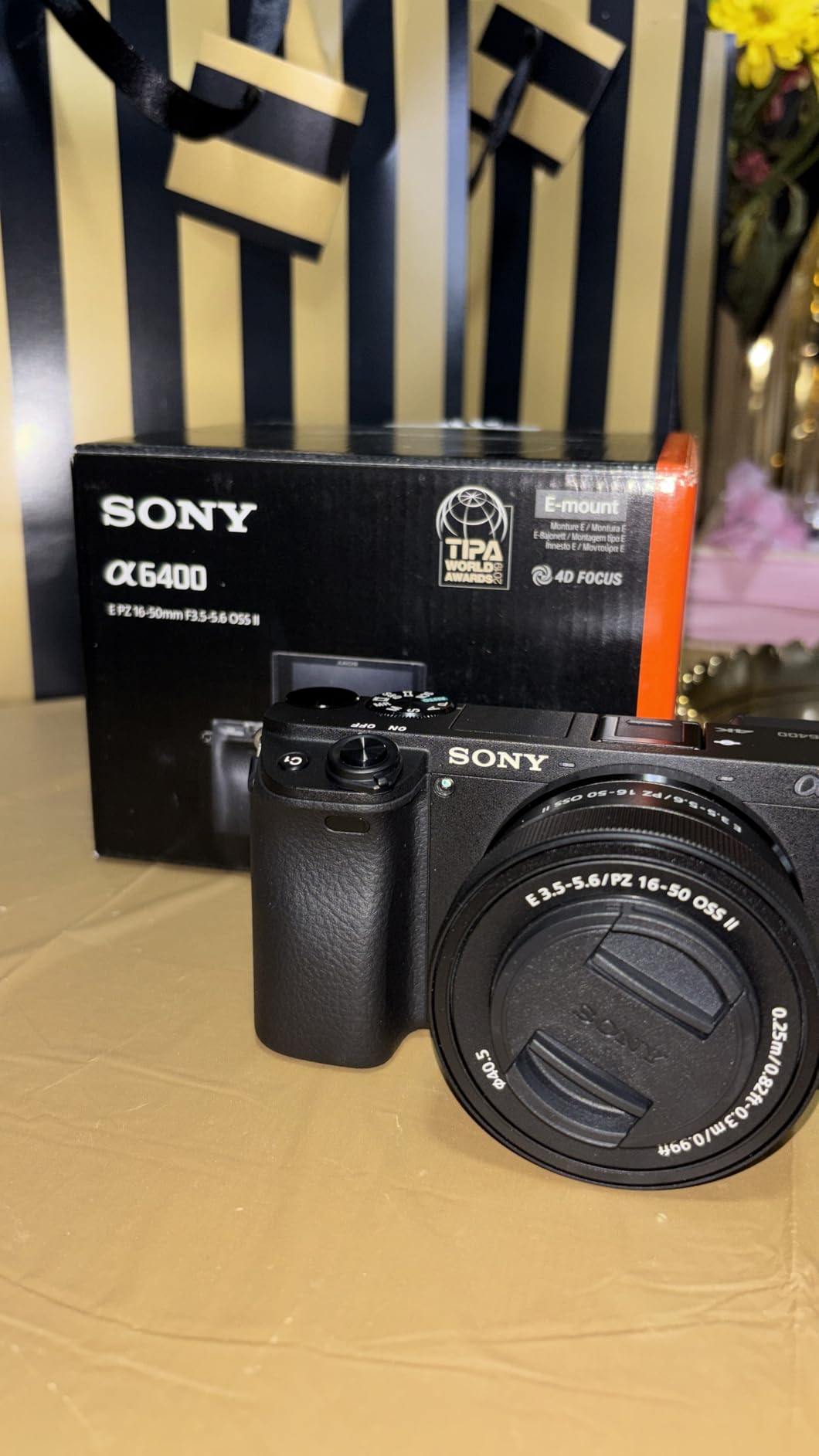 Sony Alpha a6400 Mirrorless Camera with 16-50mm Lens customer photo 1