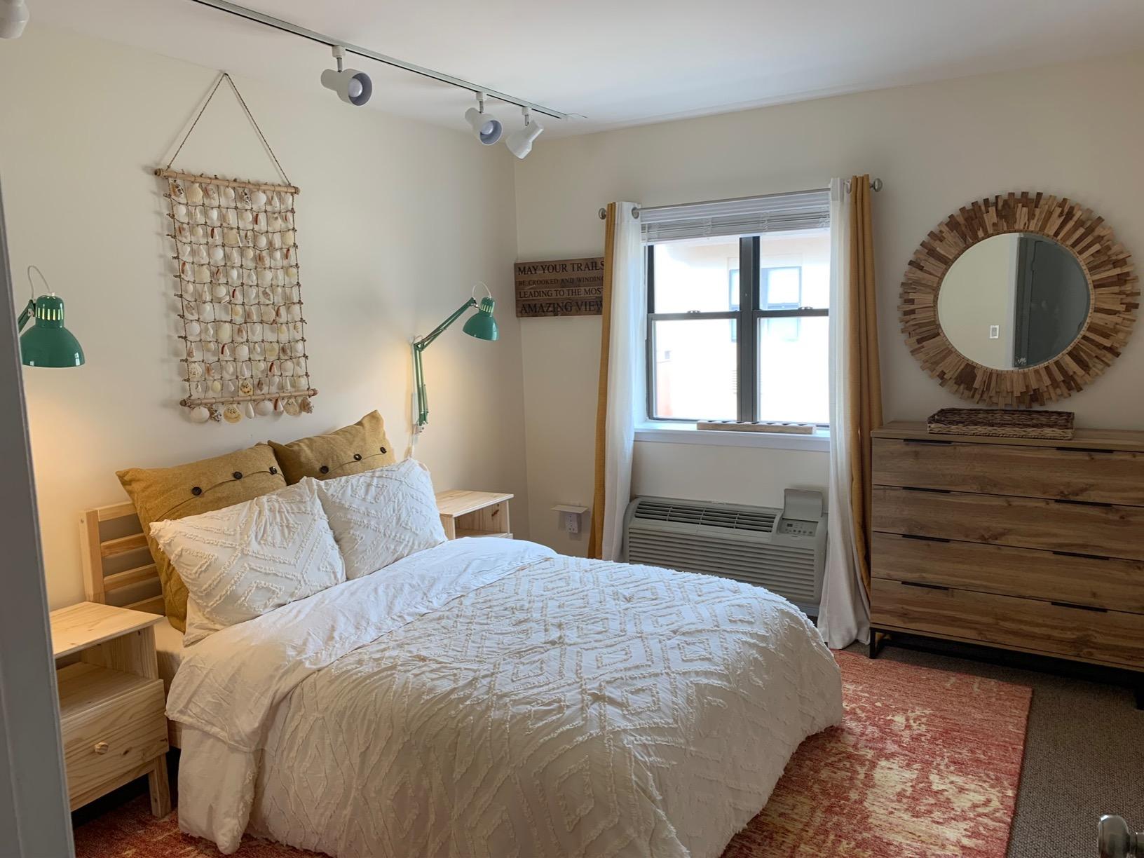 Naturepedic Serenade Organic Mattress - Cushion Firm Queen Hybrid Mattress with Encased Coils for Comfort and Pressure Relieving Natural Latex - Naturally Cooling & Breathable customer photo 1