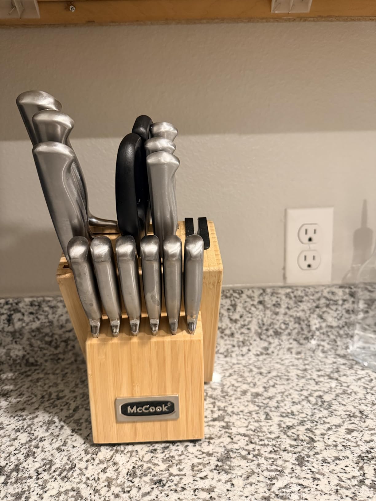 McCook Kitchen Knife Set 15PC Knife Block Set w Built-in Sharpener customer photo 1
