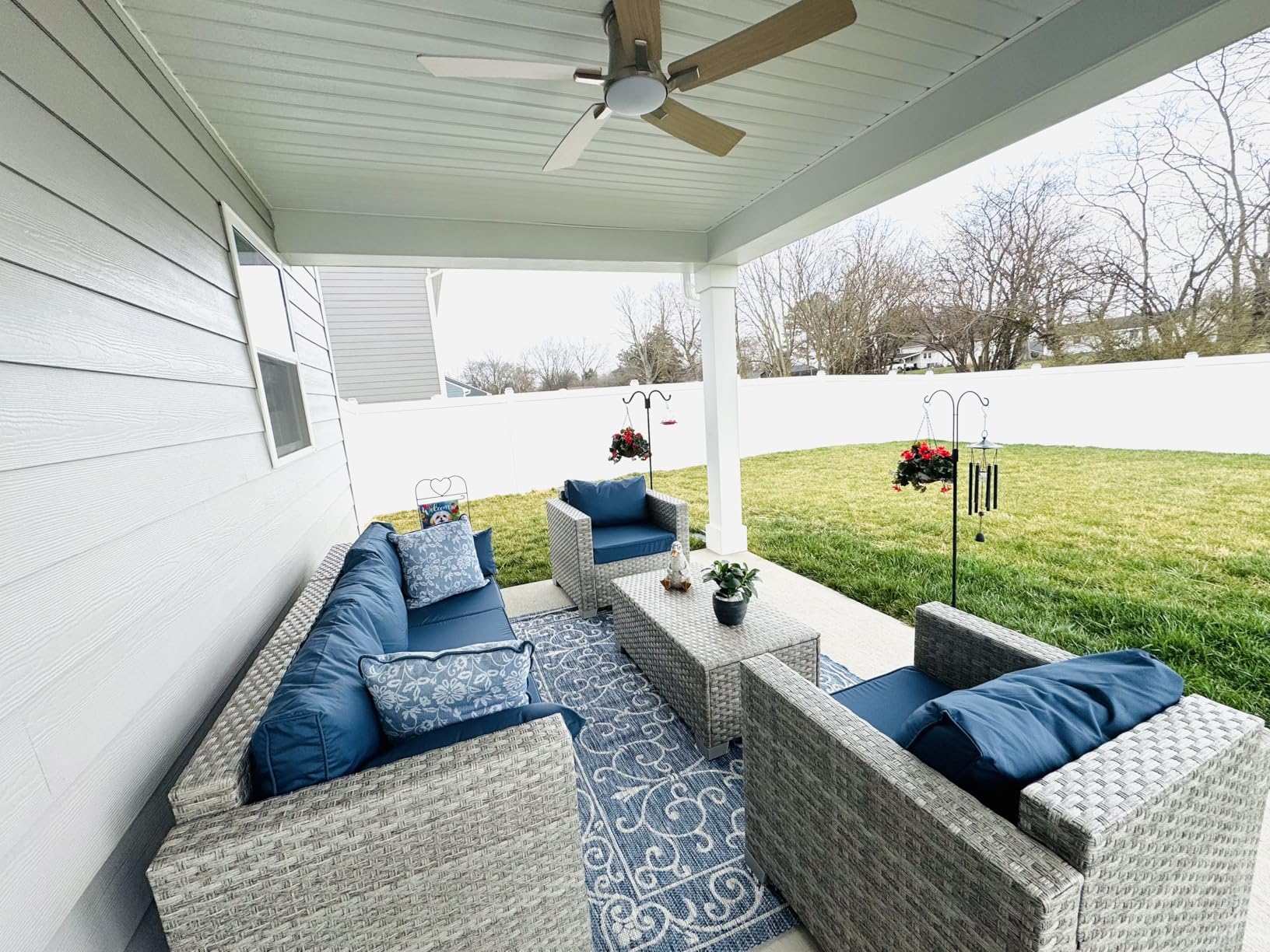 JONATHAN Y Vintage Filigree Indoor Outdoor Area Rug 8X10 Black/Gray, Charleston Textured Weave for Backyard, Patio, Porch, Easy-Cleaning, High Traffic, Pet-Friendly, Non-Shedding customer photo 2