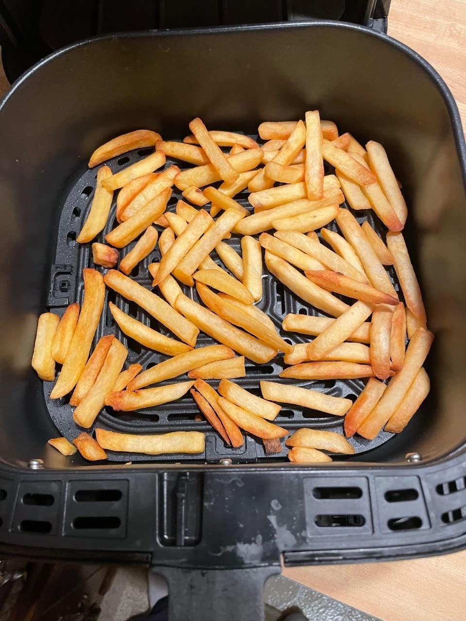 Instant Pot 6QT VORTEX Plus Air Fryer, 6-in-1, Air Fry, Broil, Dehydrate, Crisp, Roast, Reheat, Bake, Dishwasher-Safe Airfryer basket customer photo 1