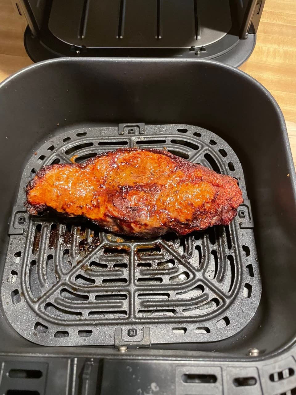 Instant Pot 10QT Air Fryer, 7-in-1 Functions with EvenCrisp Technology that Crisps, Broils, Bakes, Roasts, Dehydrates, Reheats and Rotisseries, Includes over 100 In-App Recipes, Stainless Steel customer photo 1