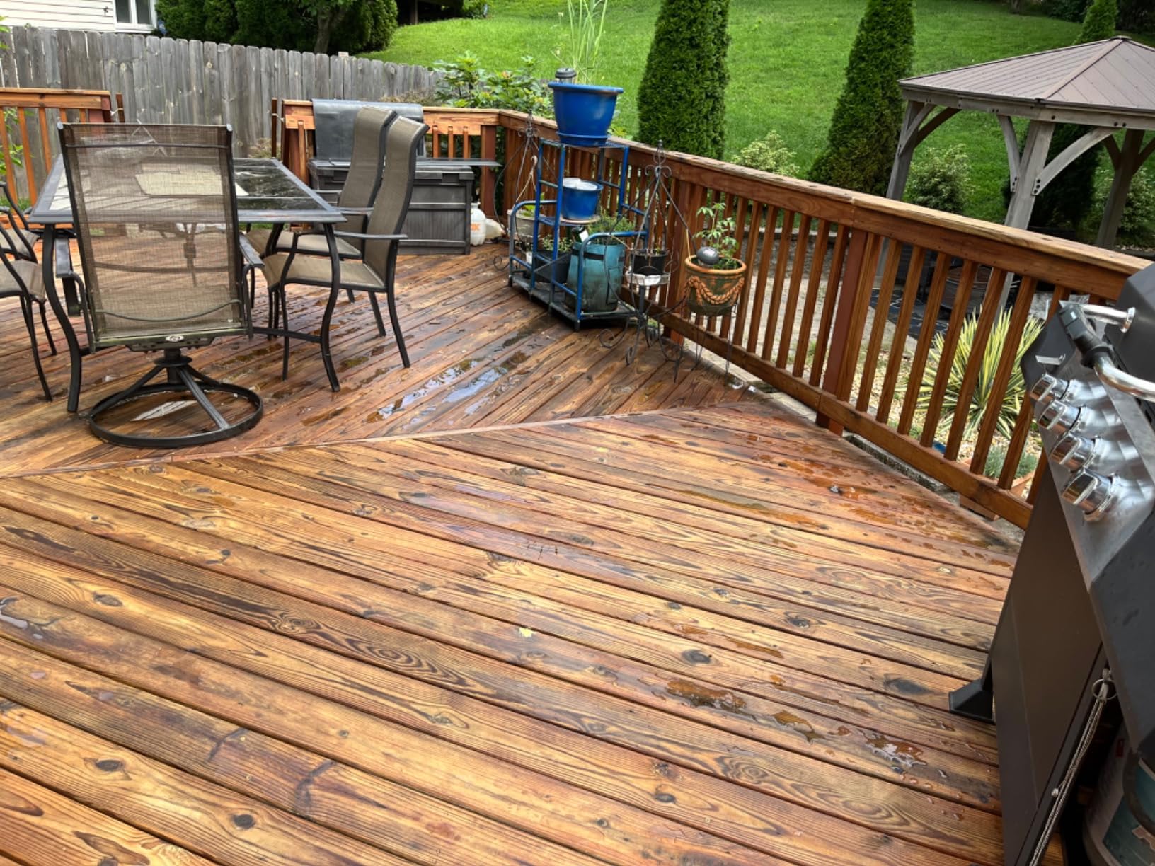 Ready Seal Stain & Sealer for Wood, Outdoor Deck and Fence - Dark Walnut, 1 Gallon customer photo 1