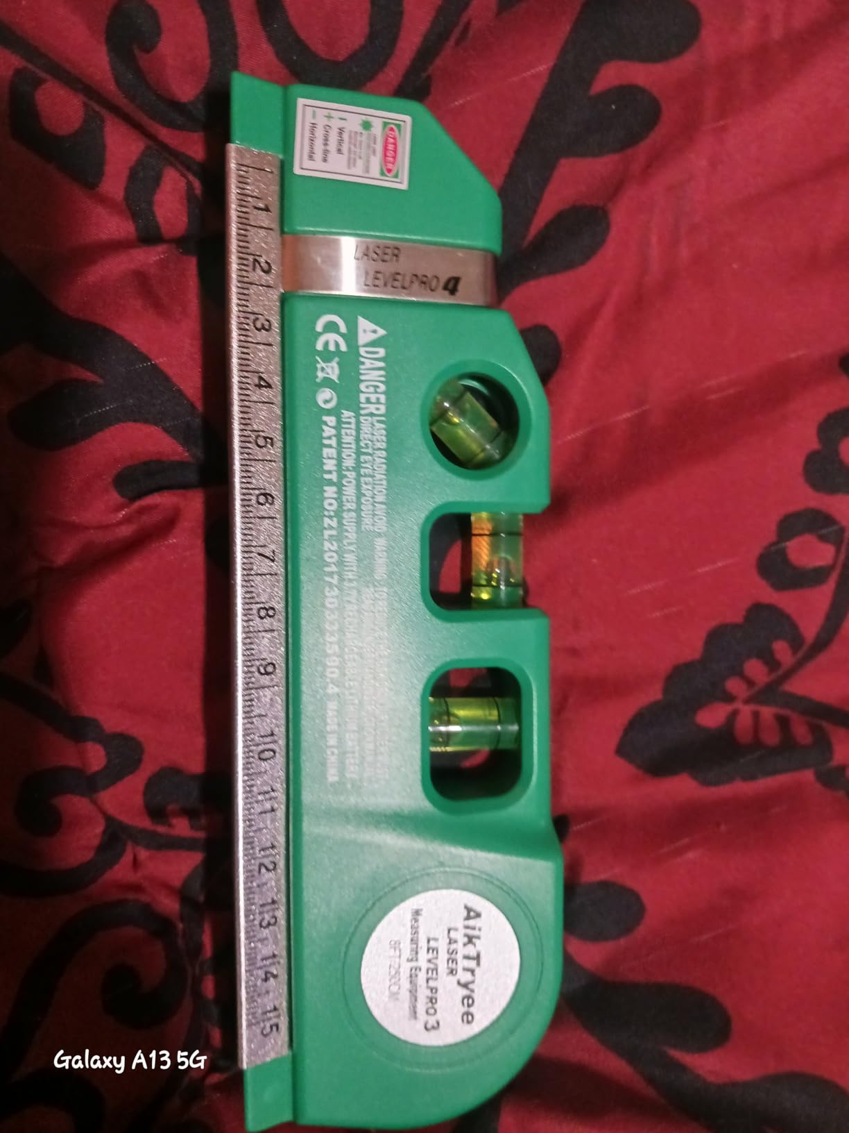 Laser Level Line Tool, Multipurpose Laser Level Kit Standard Cross Line Laser leveler Beam Tool with Metric Rulers 8ft/2.5M for Picture Hanging cabinets Tile Walls by AikTryee. customer photo 1