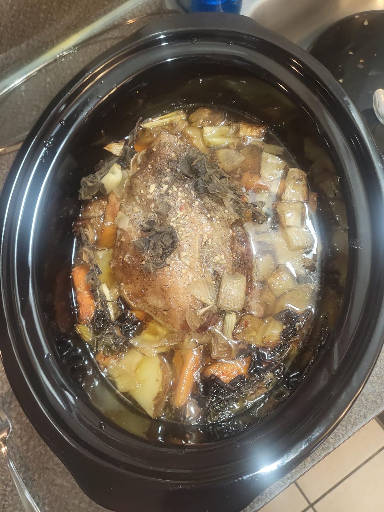 Hamilton Beach 6-Quart Slow Cooker with 3 Cooking Settings - Silver customer photo 2