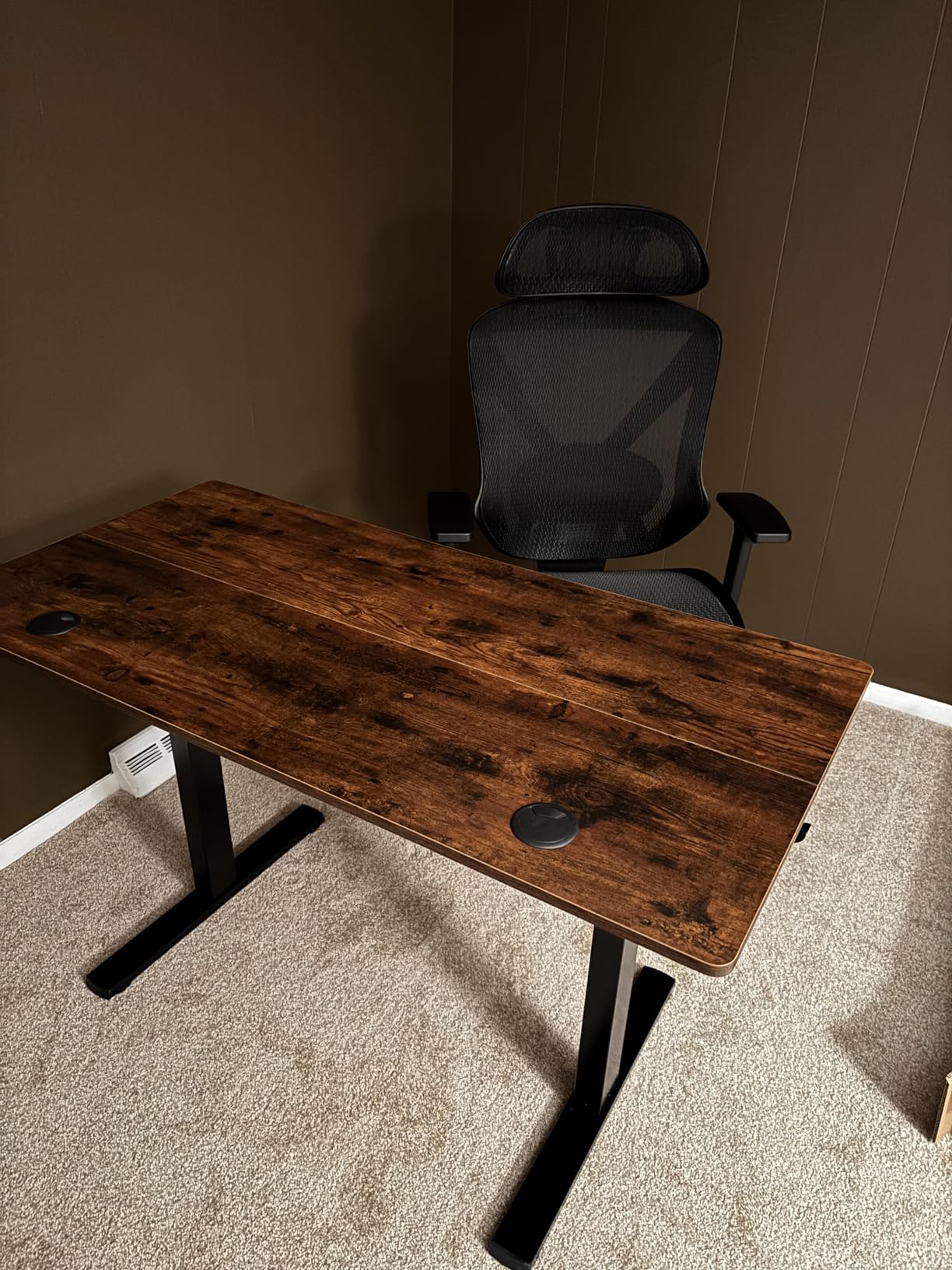 Staples Dexley Ergonomic Task Chair, Mesh, Ergonomic, Lumbar Support, Adjustable Height, Black customer photo 1