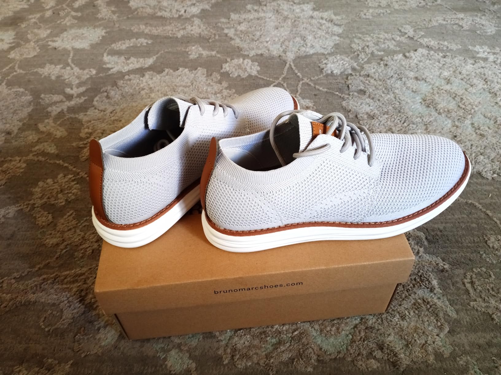 Amazon Essentials Men's KnitFlex Breeze Mesh Sneakers Oxford Lace-up Lightweight Casual Walking Shoes customer photo 1