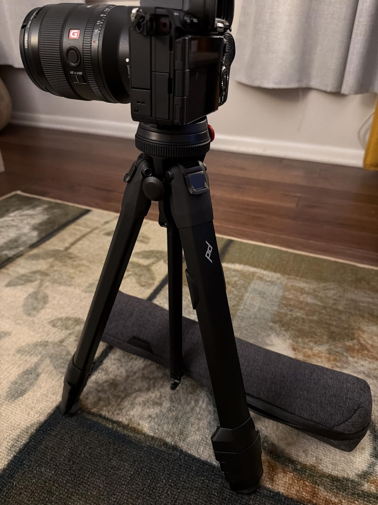 Peak Design Travel Tripod, Aluminum, Compact Design, Quick Setup and Takedown, Pro-Level Stability, Ergonomic Ball Head, Compact and Portable Travel Tripod for Camera and Phone, 20 lb Capacity customer photo 1