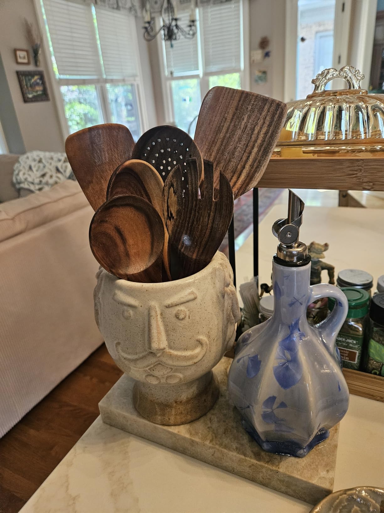Zulay Kitchen 6 Piece Wooden Spoons for Cooking - Natural Teak Wooden Utensil Set, Easy to Clean, Durable, Smooth with Comfort Grip - Non Toxic Wooden Cooking Utensil Sets customer photo 1
