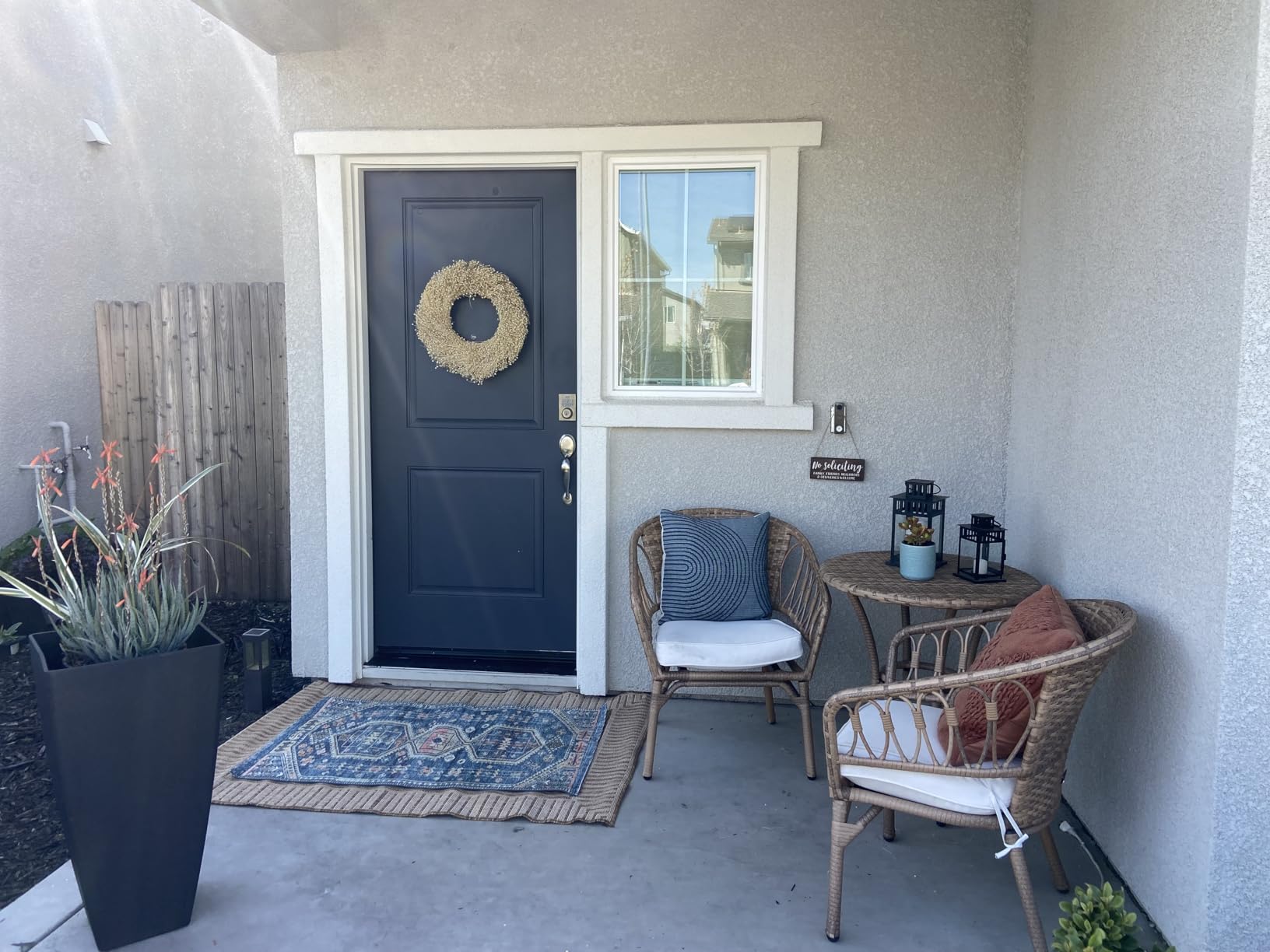 Nuloom Asha Light Brown/Ivory, 5' x 8', Casual, Striped Border, Soft and Cozy, High Traffic, Stain Resistant, Easy Clean, Durable Area Rug for Indoor/Outdoor Patio, Deck, Porch, Garden, Courtyard customer photo 1