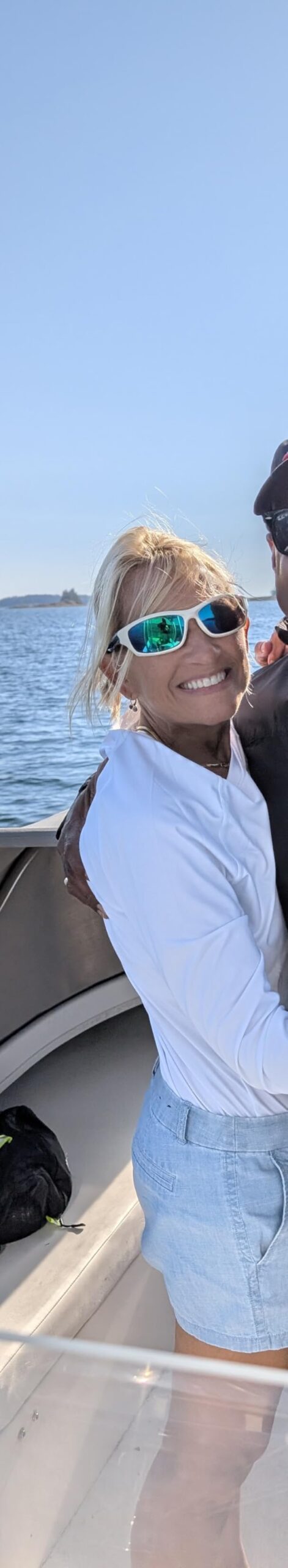 Women's UPF 50+ Sun Shirts Long Sleeve UV Protection Rash Guard Lightweight Quick Dry SPF Hiking Tops Outdoor customer photo 1